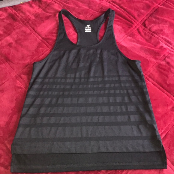 Nike Tops - EUC Nike DriFit tank.